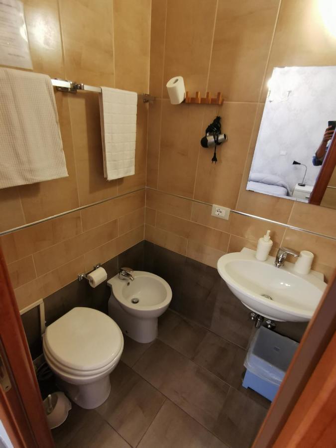 Bed&Breakfast Piramide Rom Exterior foto